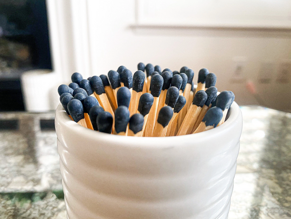 Bulk Black Long Matches